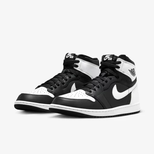 Jordan 1 Retro High OG Black White_1